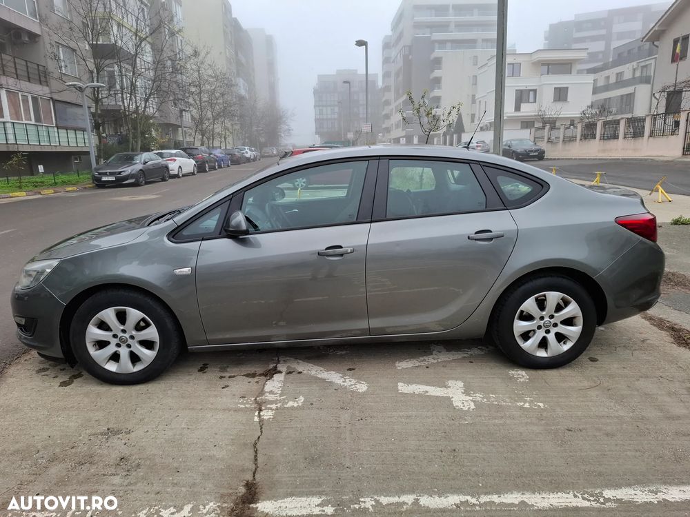 Opel Astra - 14