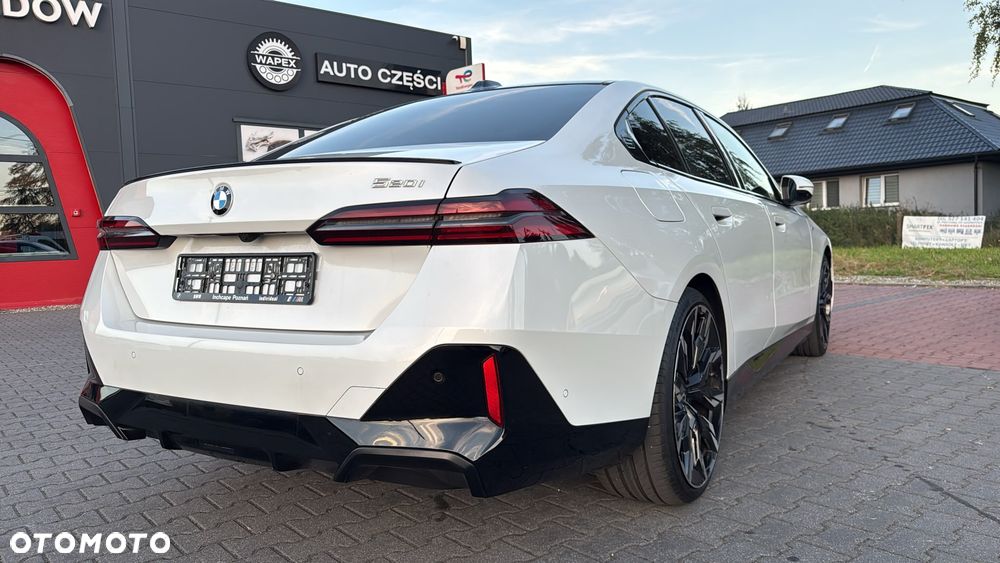 BMW Seria 5 520i - 11