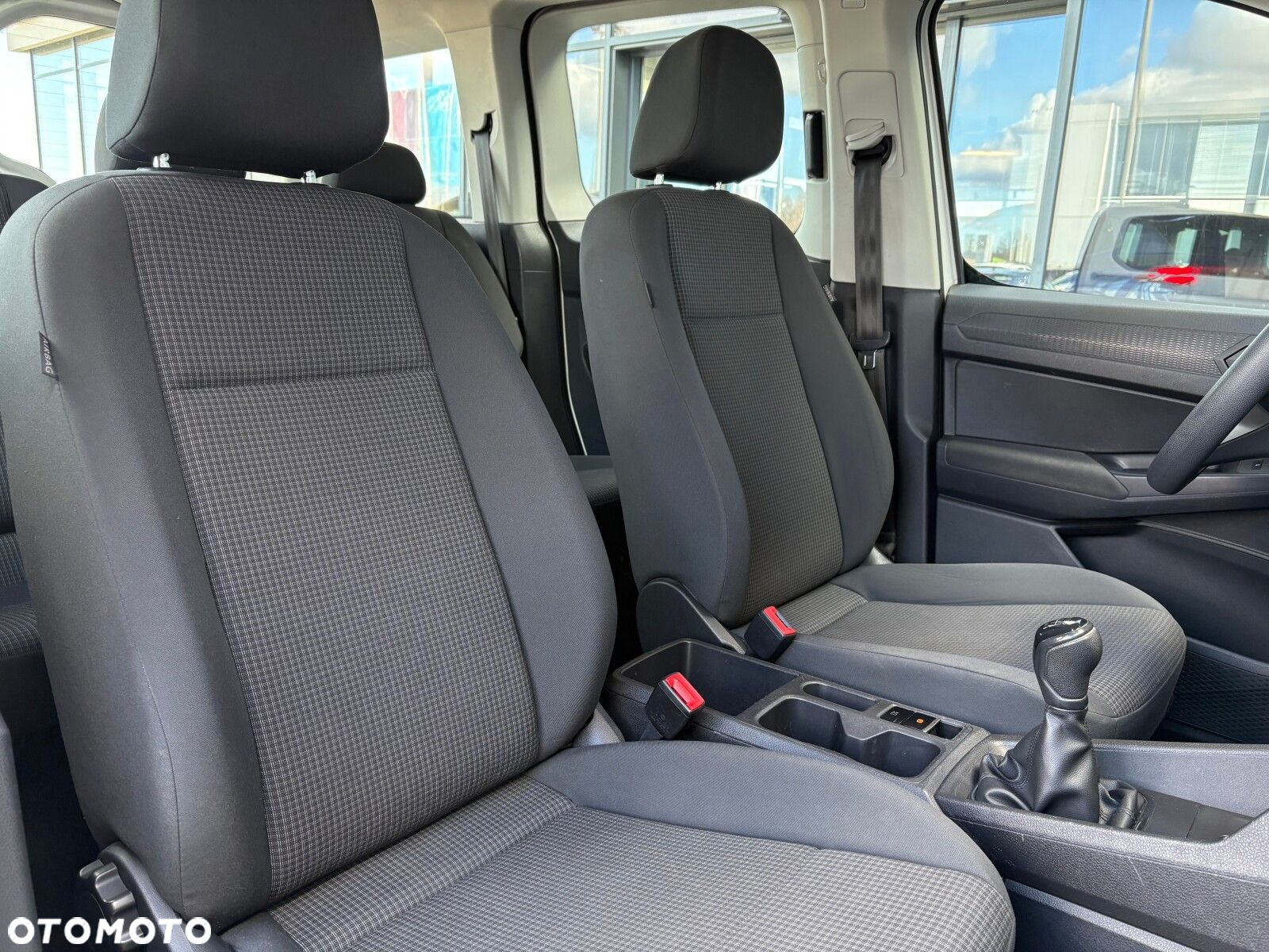 Volkswagen Caddy - 16