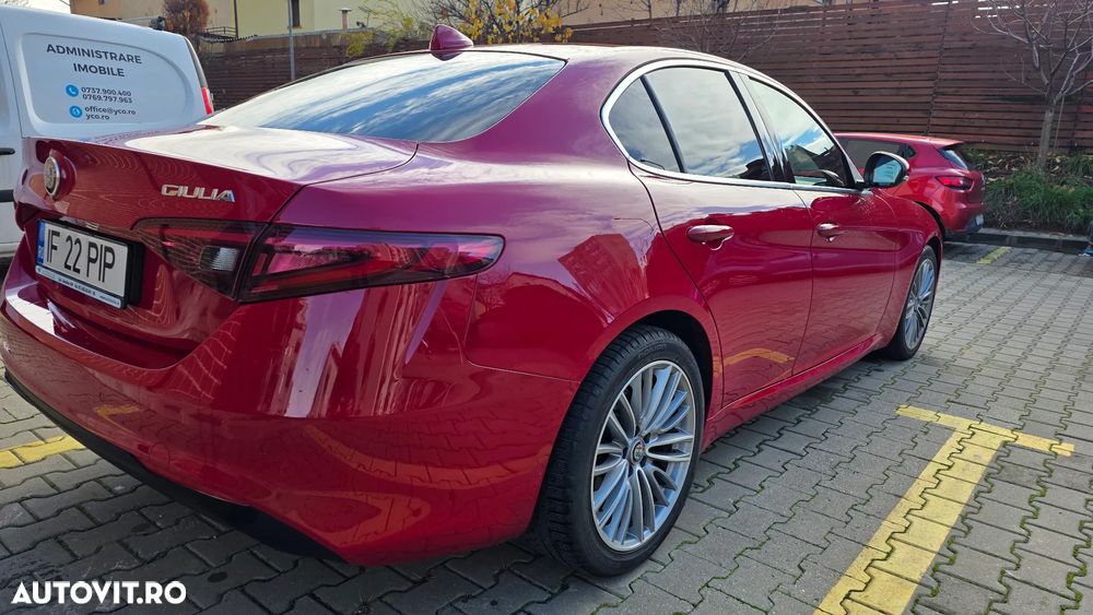 Alfa Romeo Giulia 2.0 Turbo RWD AT8 Super - 4