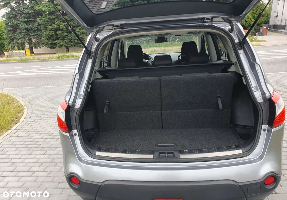 Nissan Qashqai+2 - 16