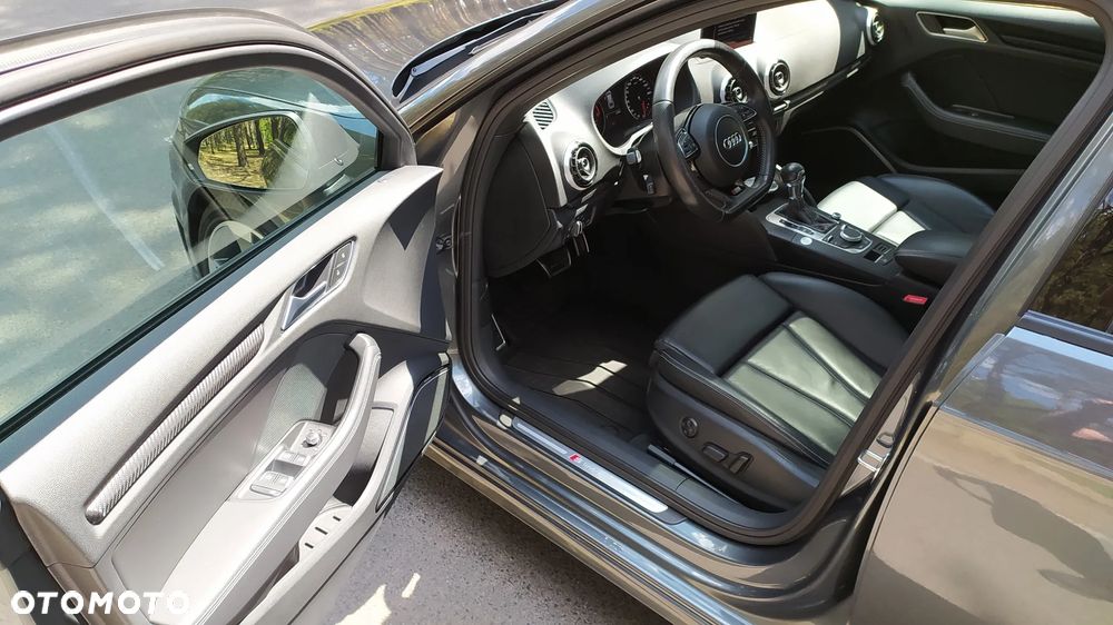 Audi A3 Sportback 2.0 TDI S tronic S line Sportpaket - 20