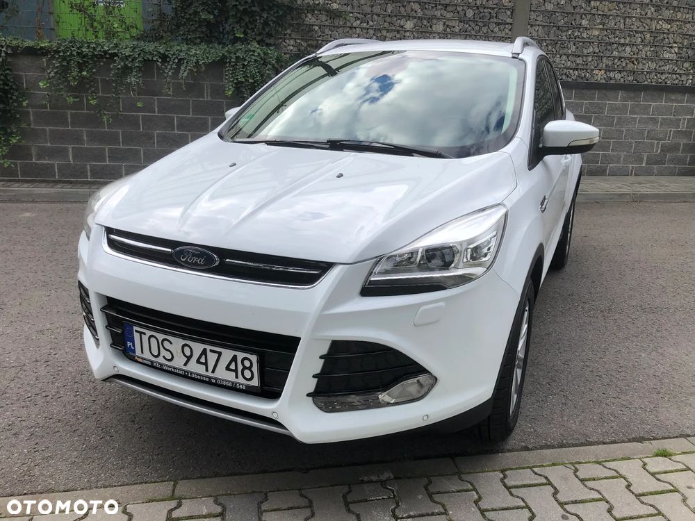 Ford Kuga 2.0 TDCi 2x4 Titanium - 2
