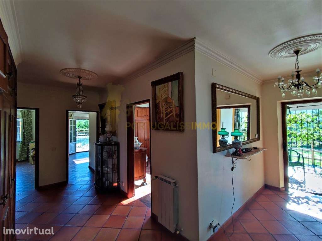 Vende-se: Elegante moradia térrea com anexo e piscina aquecida - Cu... - Grande imagem: 5/55