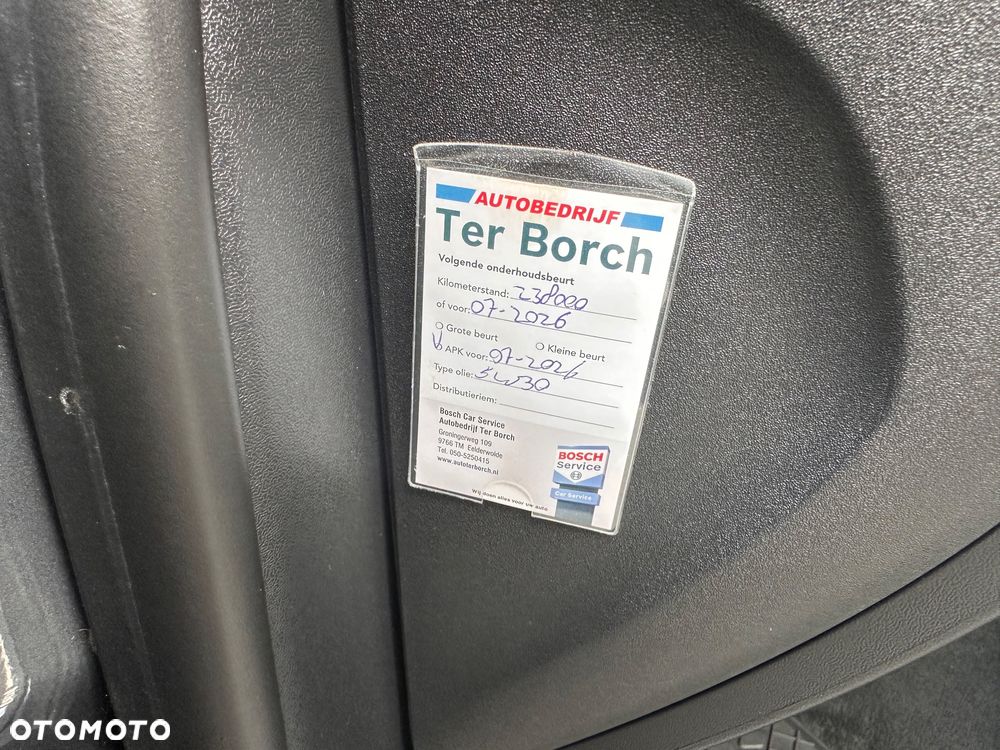 Volvo V40 D2 Summum - 29