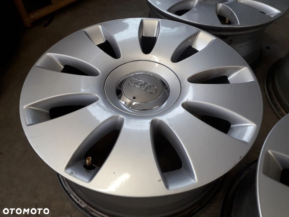 felgi aluminiowe 16" 5x112 ET35 7J 4F0601025N A6 C6 - 11