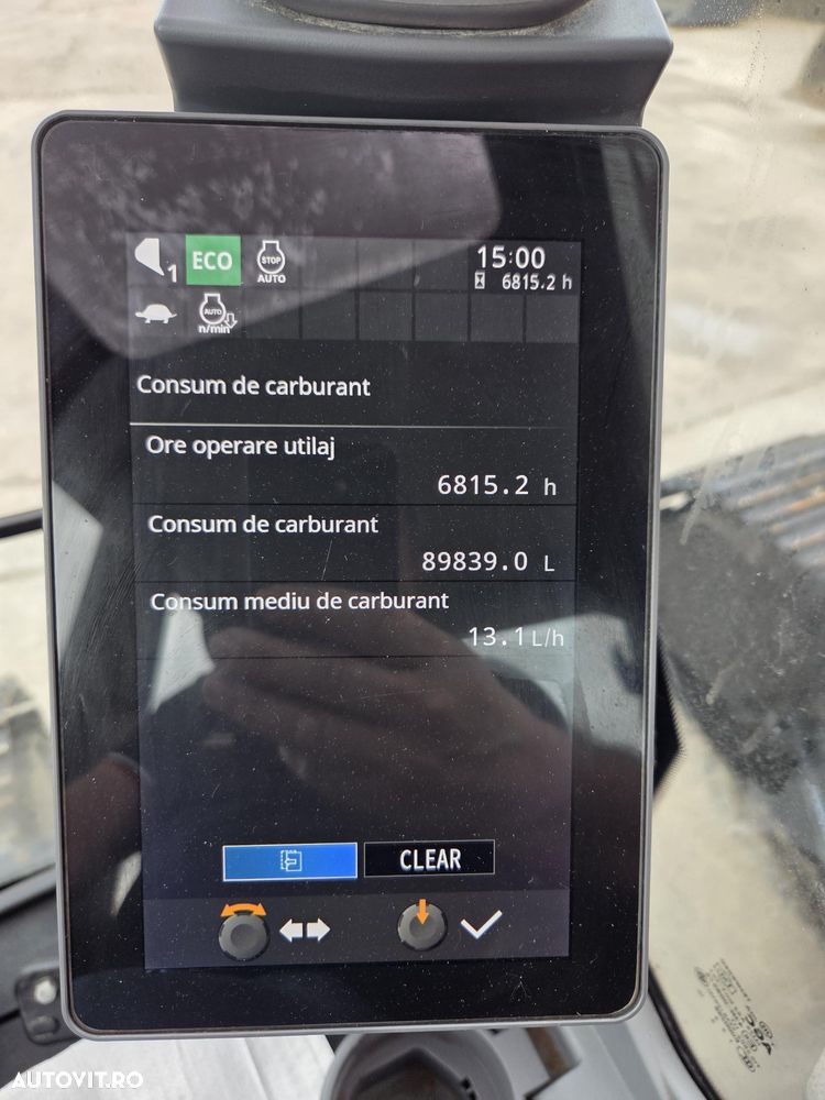 Hitachi ZX250-7, 27,6t, 2020, 6.815h, latime 2,99m, cupa NOUA 1,55mc, lant si papuci NOI, inst picon si inst rotire pe brate, camera spate, camere laterale, gresare automata, ad sapare 7m, ridica 15t, consum 13,1l/h, revizii facute, leasing 4ani-99.000 Eur+t - 29
