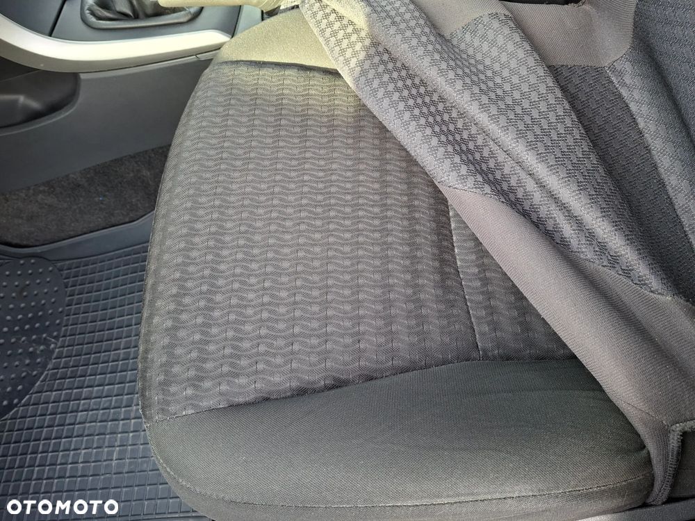 Toyota Corolla 1.4 VVT-i Terra - 18