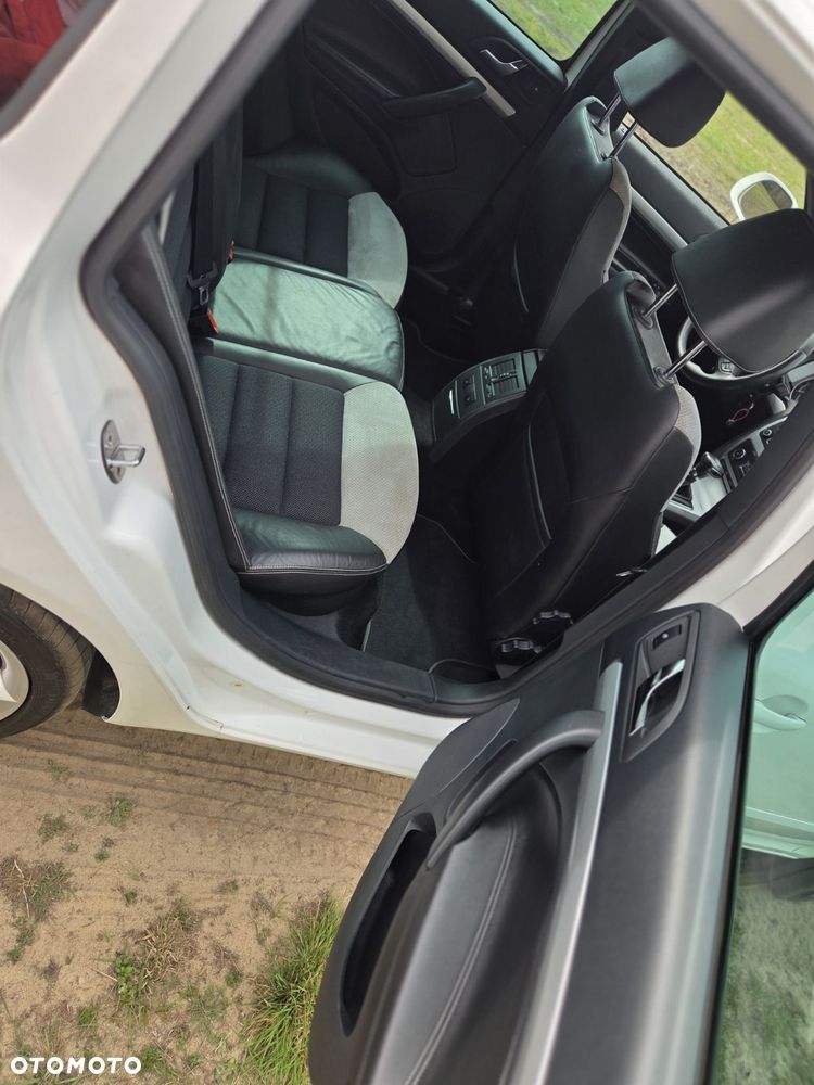 Skoda Octavia 2.0 TDI DPF DSG RS - 18