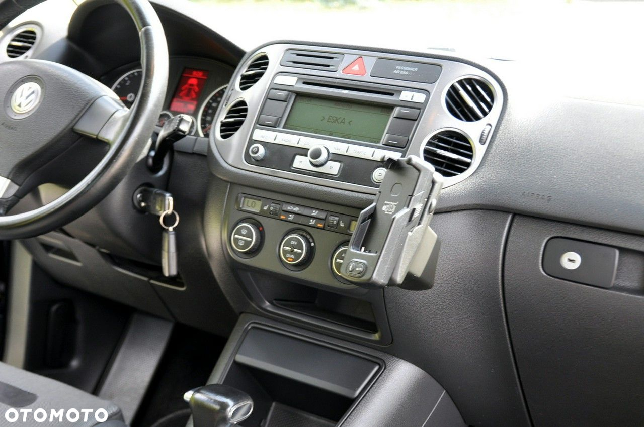 Volkswagen Tiguan - 26