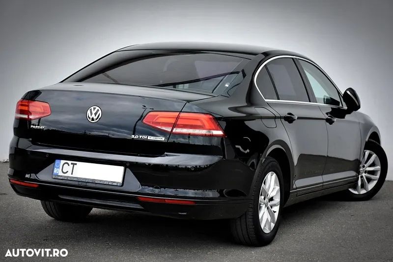 Volkswagen Passat 2.0 TDI DSG Highline - 10