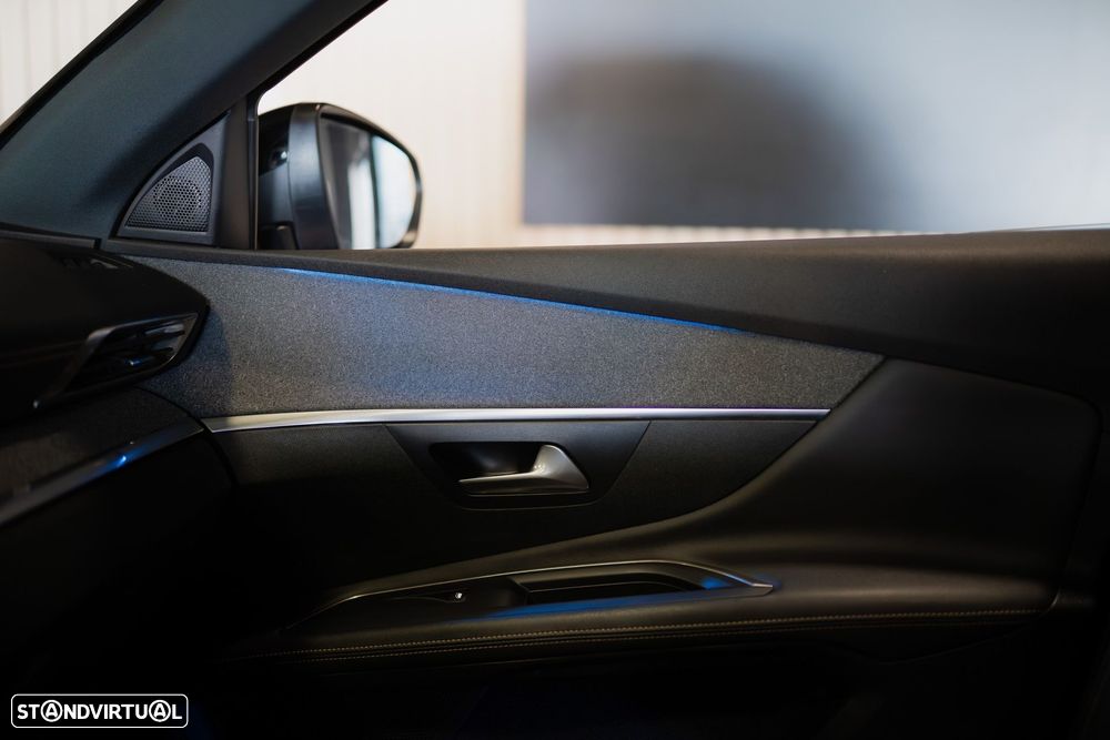 Peugeot 3008 1.5 BlueHDi GT Line EAT8 - 42