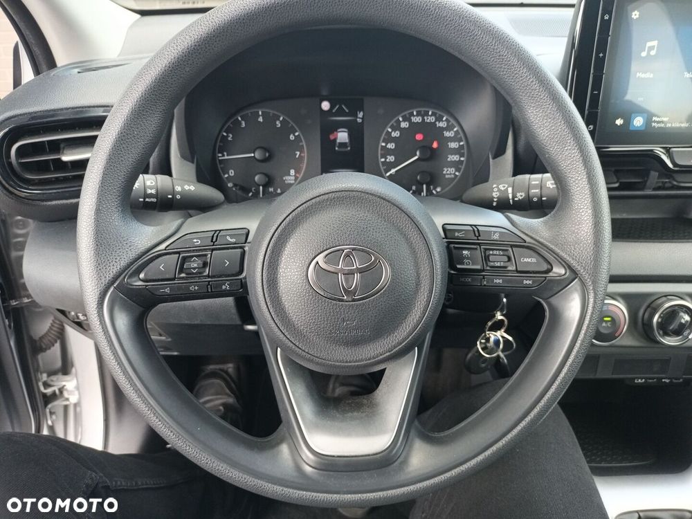 Toyota Yaris 1.5 Active - 13