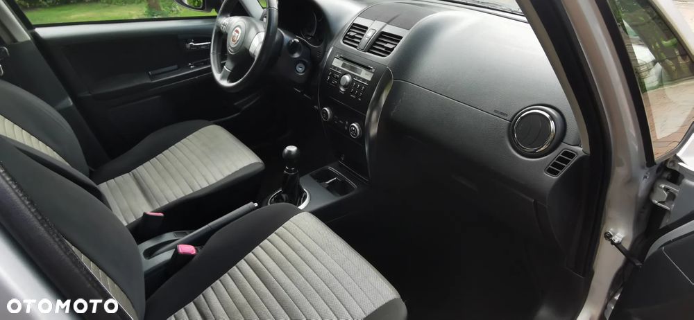 Fiat Sedici 1.6 16V 4x4 Lounge - 11