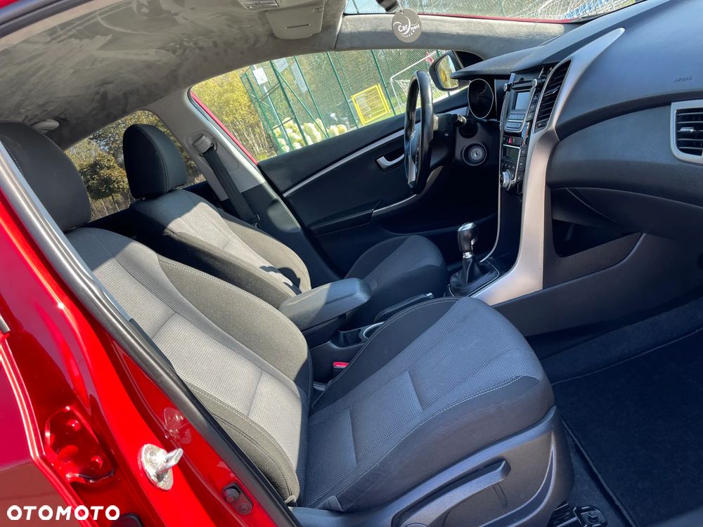 Hyundai i30 1.4 Comfort - 40