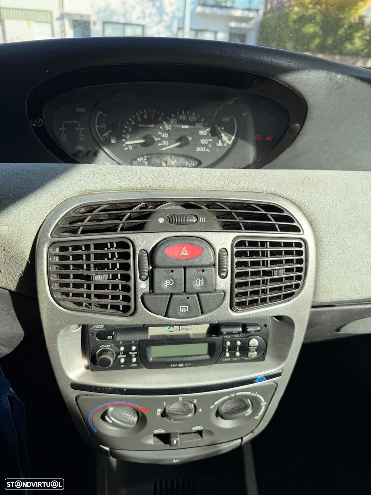 Lancia Y 1.2 LS - 9