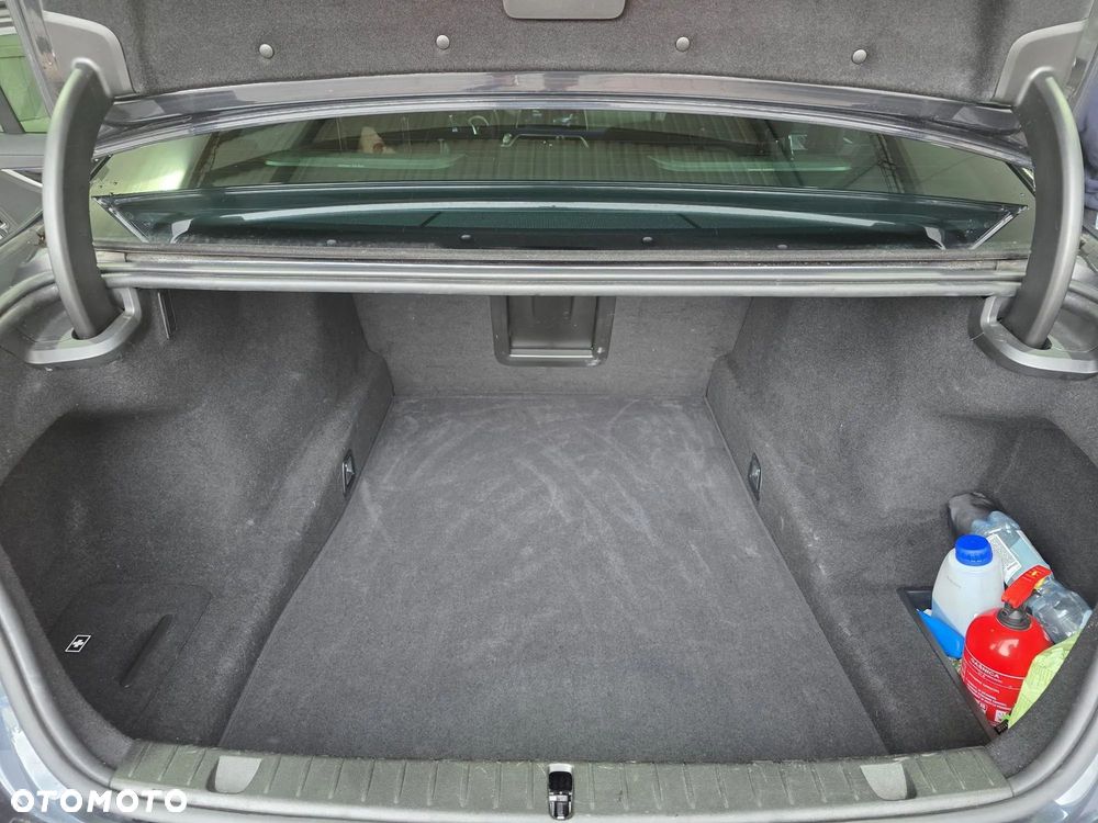 BMW Seria 7 730d xDrive - 26