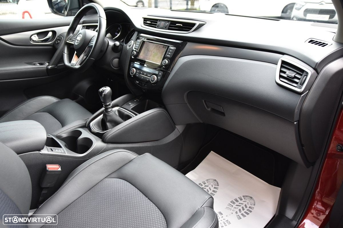 Nissan Qashqai 1.5 dCi Tekna - 21