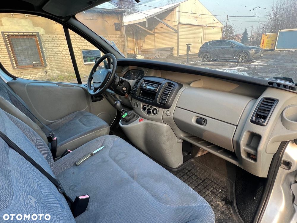 Renault TRAFIC - 5