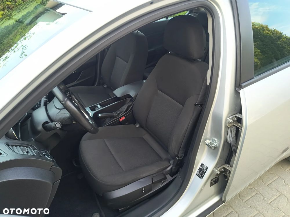 Opel Insignia - 22