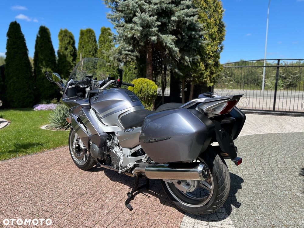 Yamaha FJR - 20