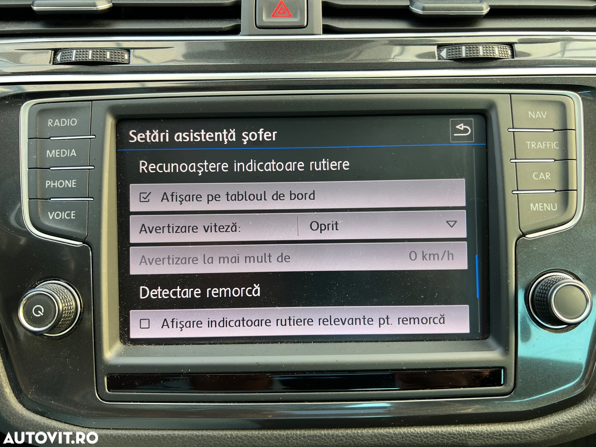 Volkswagen Tiguan 2.0 TDI SCR 4MOTION (BlueMotion Techn.) DSG Highline - 29