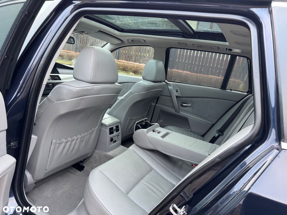 BMW Seria 5 530xd - 6
