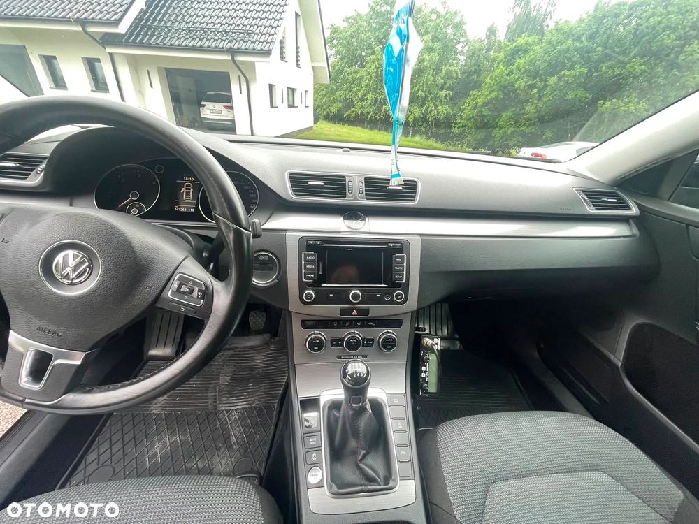Volkswagen Passat 2.0 TDI Comfortline - 3