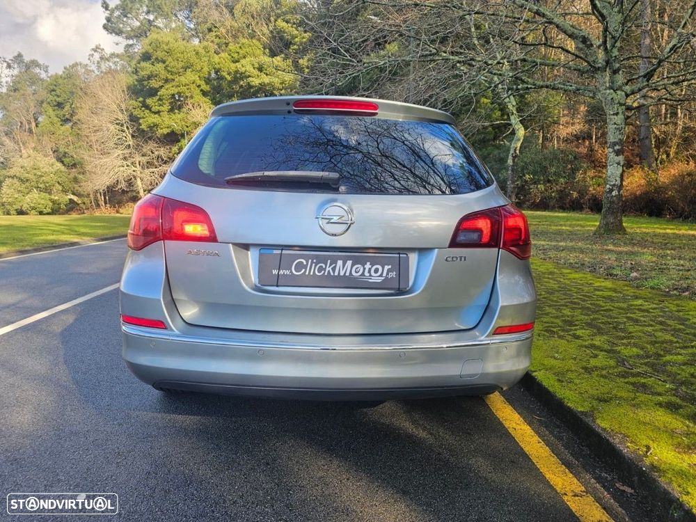 Opel Astra Sports Tourer - 6