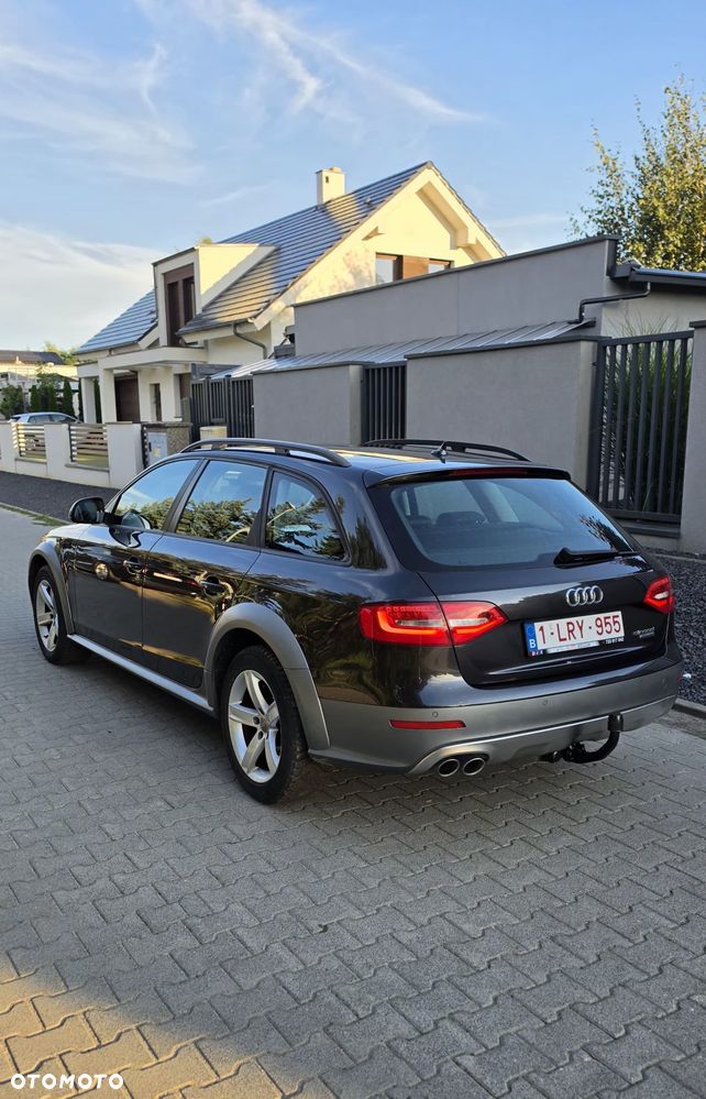 Audi A4 Allroad 2.0 TDI DPF - 11