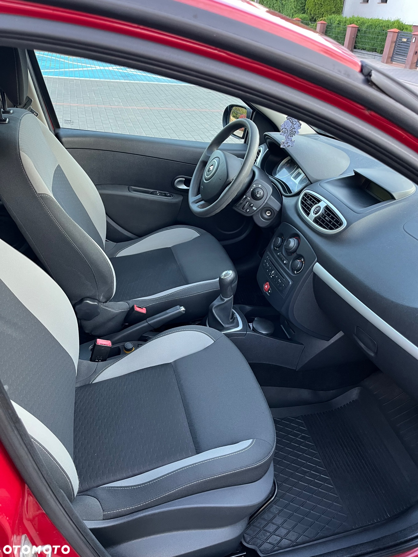 Renault Clio 1.2 16V Authentique - 20
