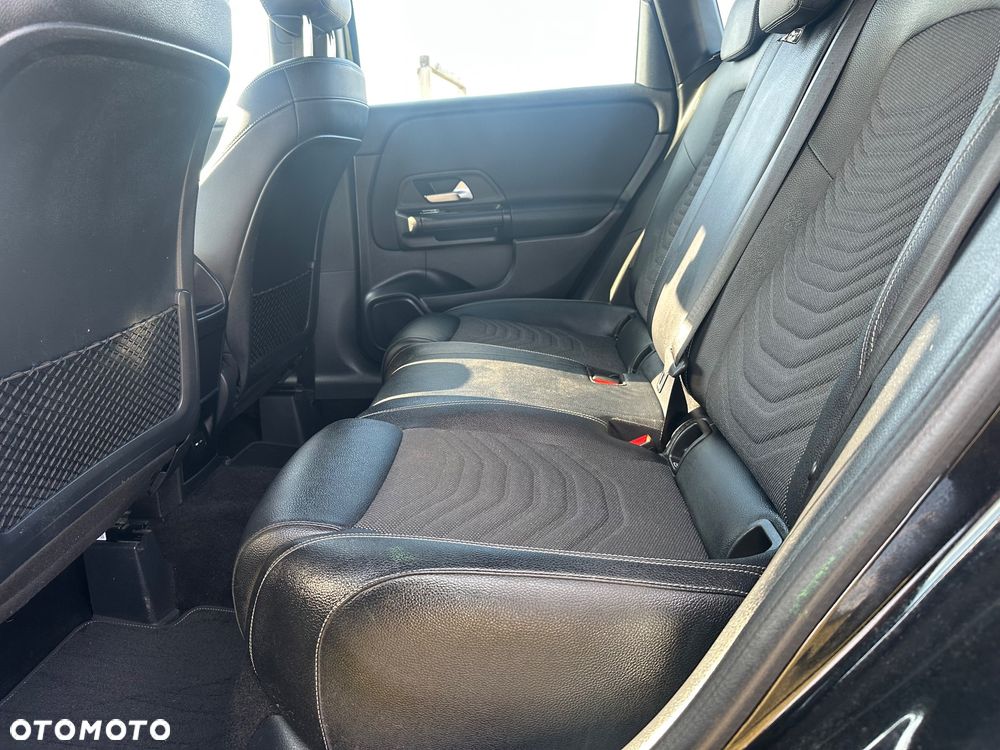 Mercedes-Benz Klasa B 250 e 8G-DCT Edition 2021 - 13
