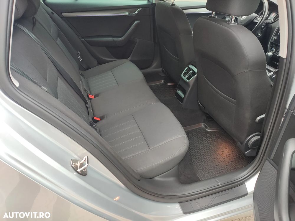 Skoda Octavia - 11