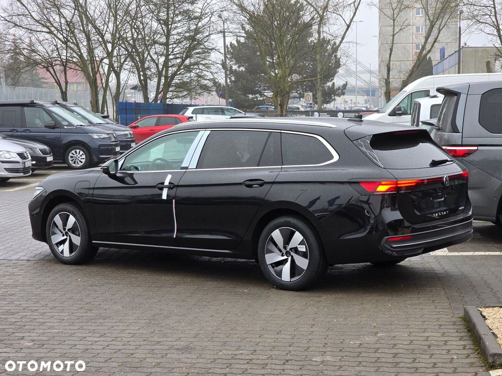 Volkswagen Passat Variant 1.5 TSI eHybrid PHEV 150kW Business Plus DSG - 11