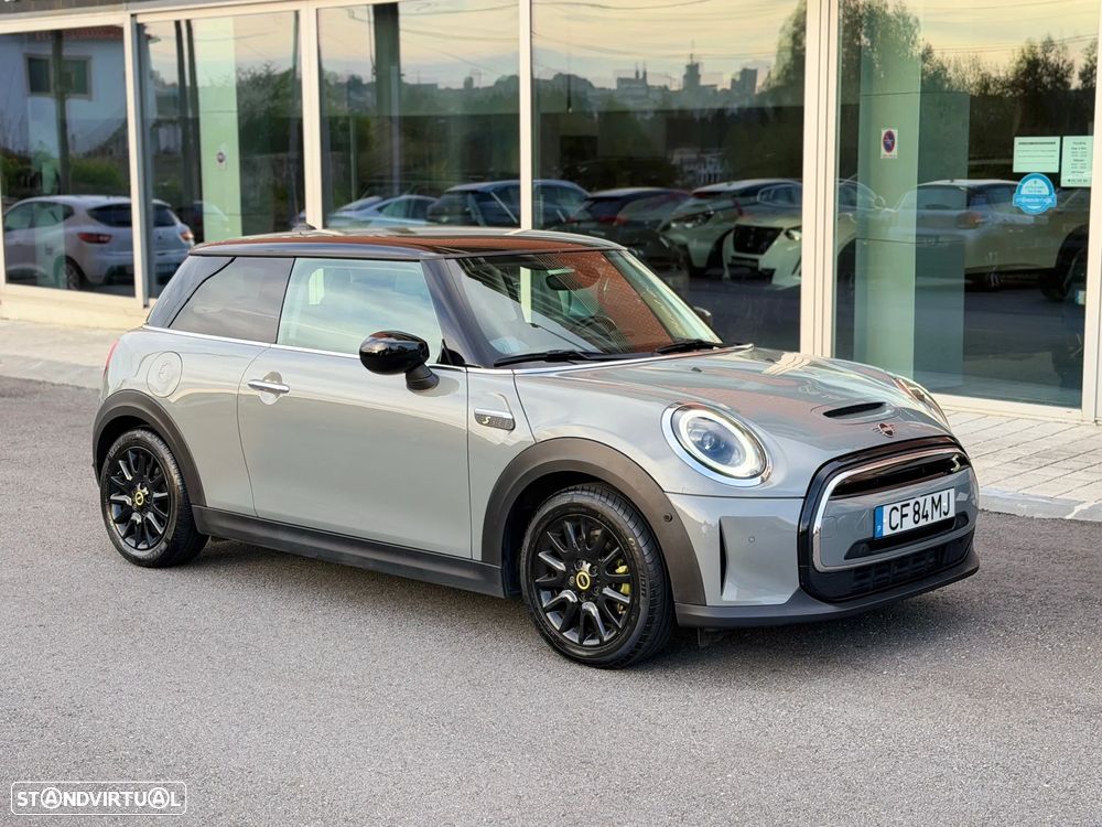 MINI 3 Portas Cooper E Essential - 3