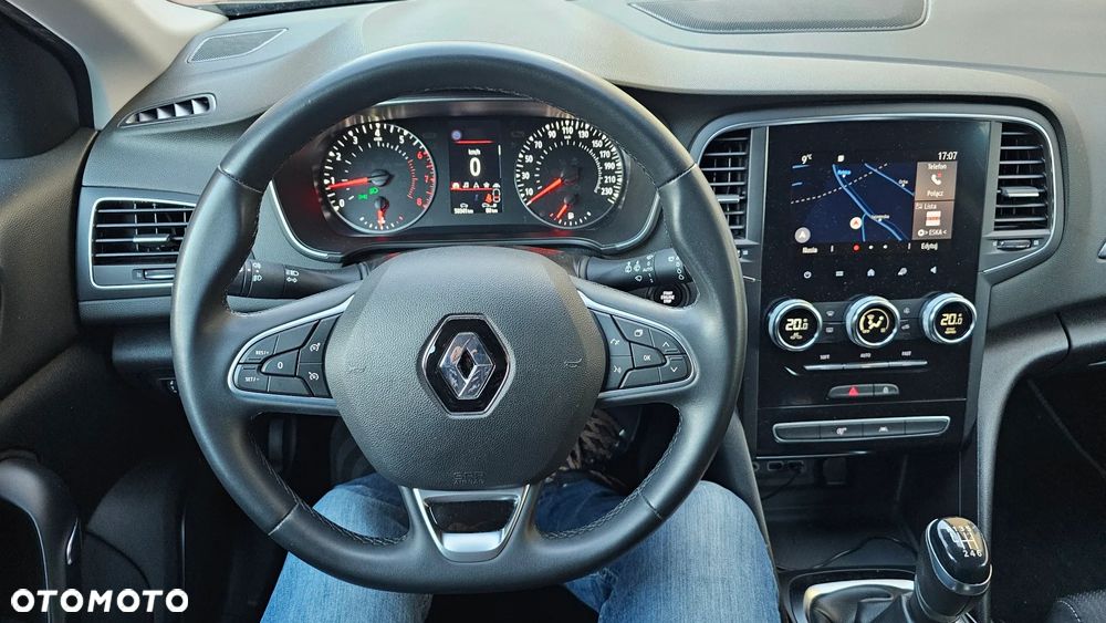 Renault Megane TCe 115 GPF ZEN - 33