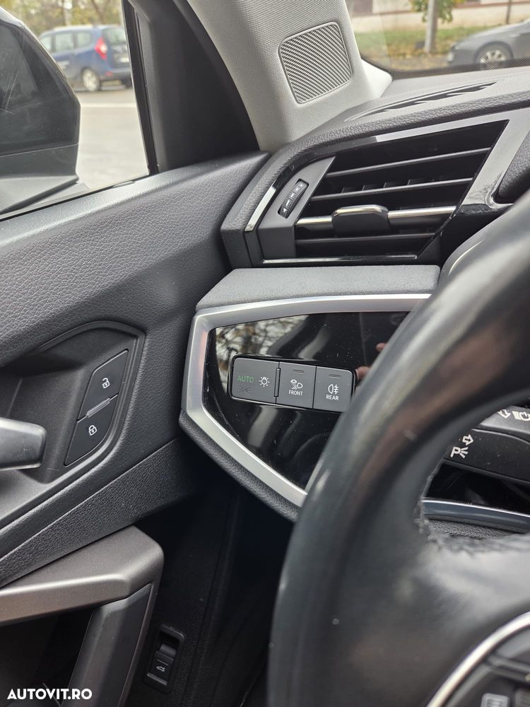 Audi Q3 2.0 40 TFSI S tronic quattro Advanced - 25