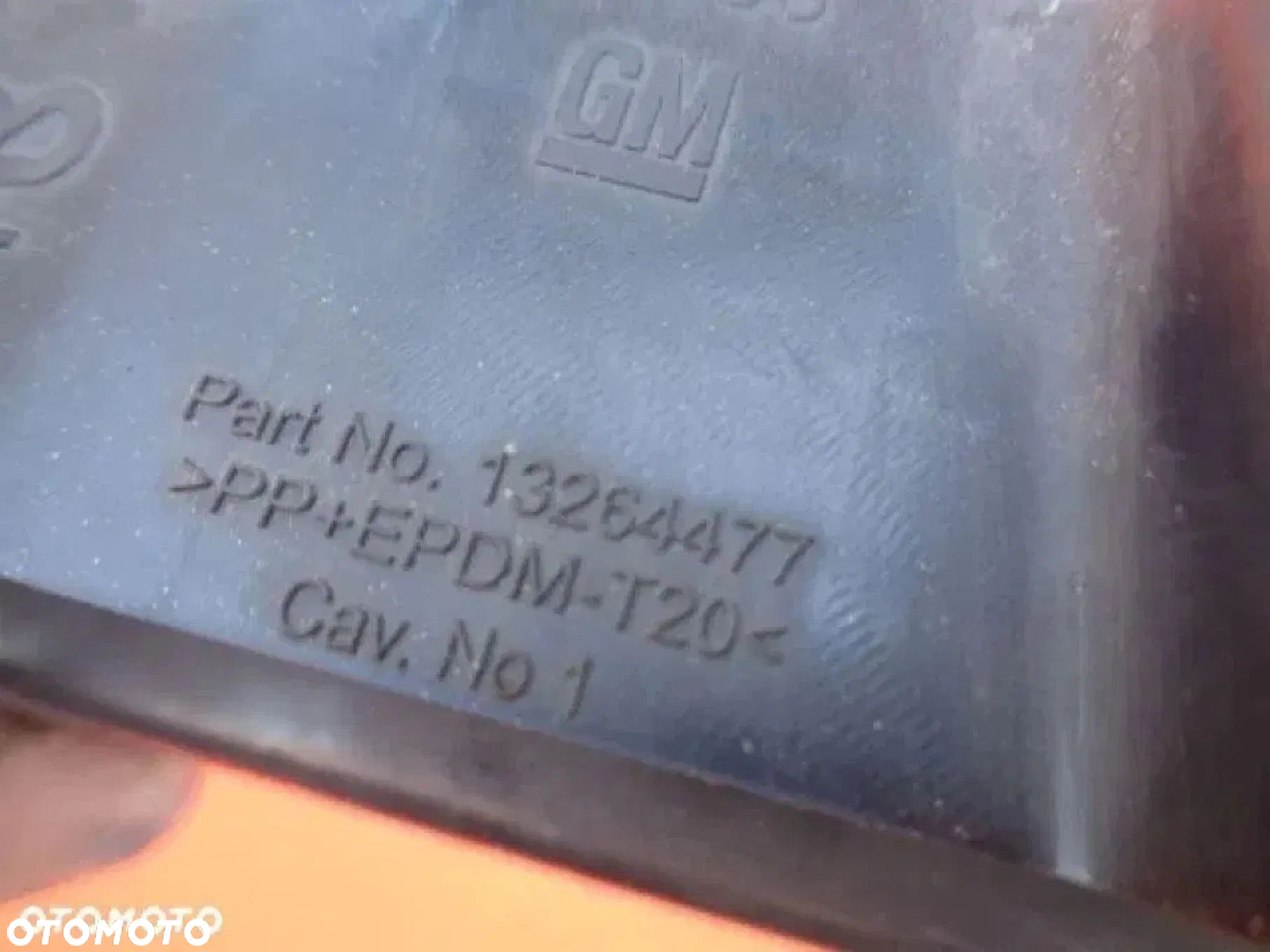 Opel Astra J IV Pas Przedni Górny Wzmocnienie Osłona 13302703 - 6