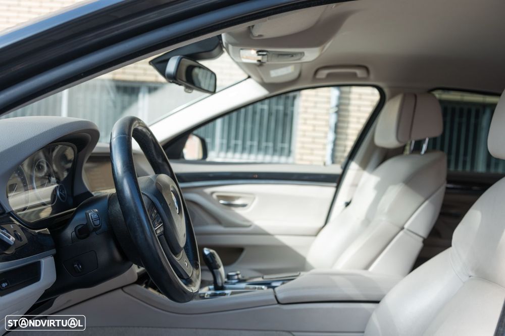 BMW 528 i Aut. Luxury Line - 8