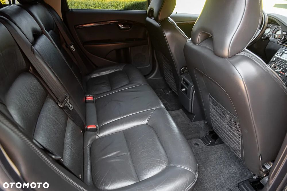 Volvo XC 70 - 31
