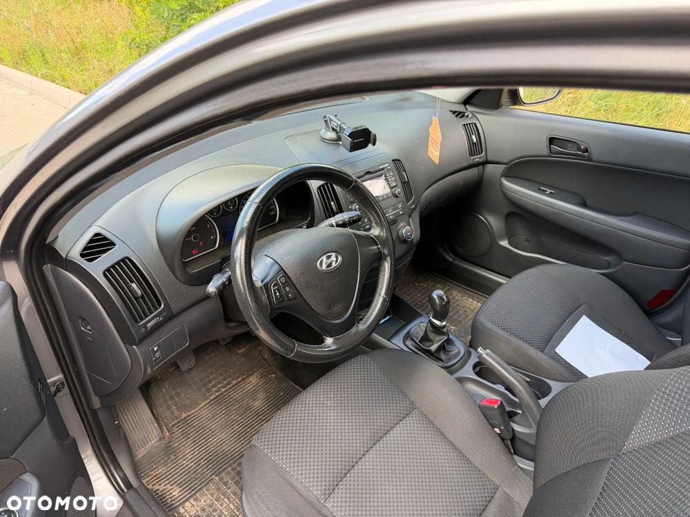 Hyundai i30 1.6 CRDi Classic + EU5 - 8