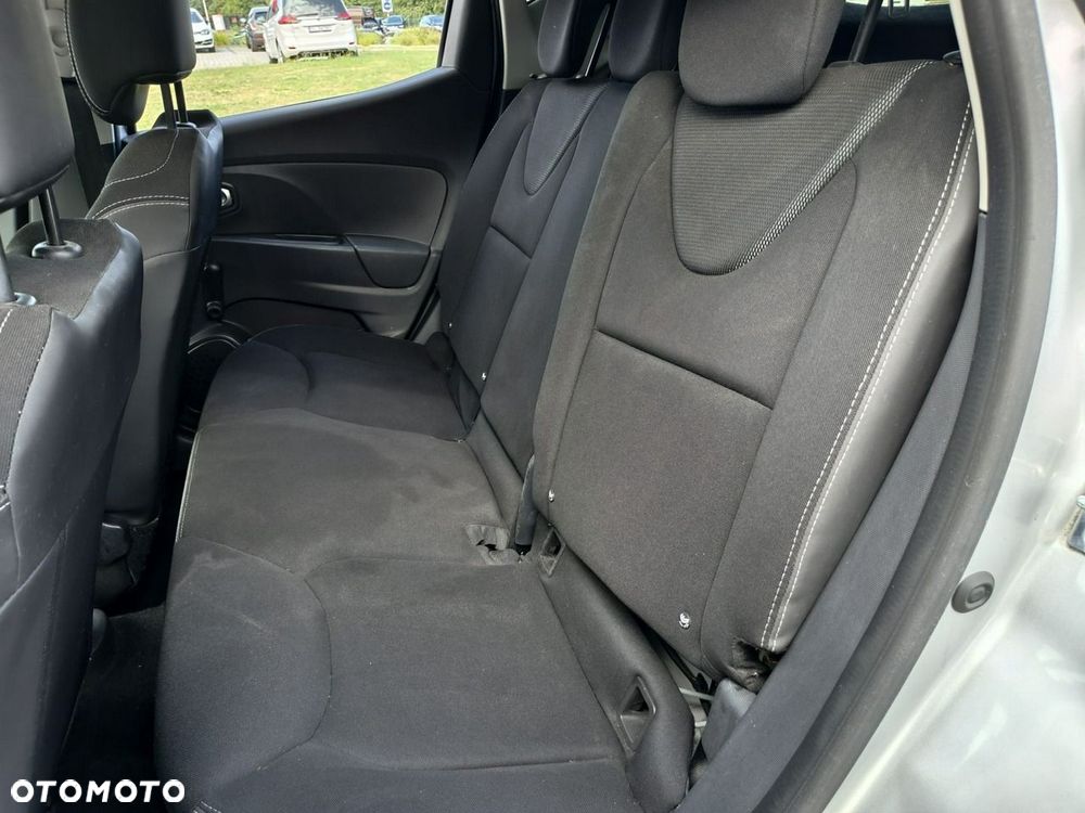 Renault Clio - 14
