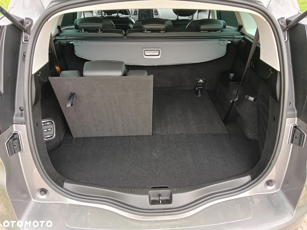 Renault Grand Scenic TCe 140 GPF BOSE EDITION - 17