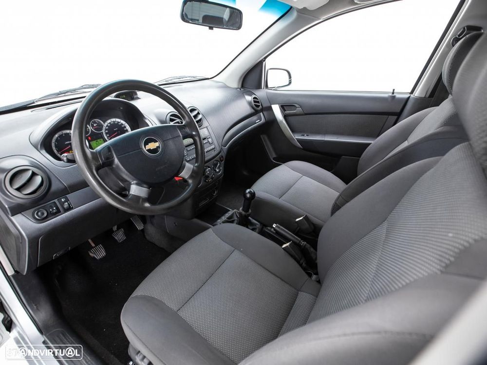 Chevrolet Aveo - 6