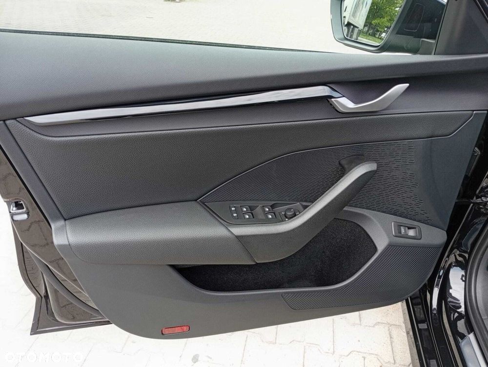 Skoda Octavia 1.5 TSI mHEV Edition 130 Selection DSG - 17