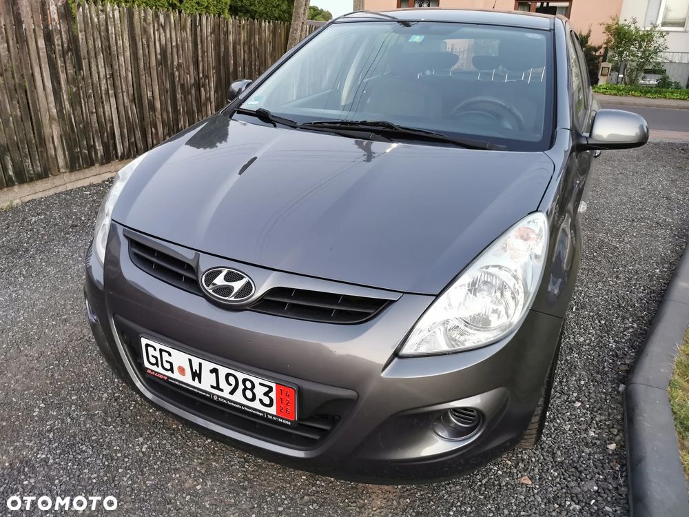 Hyundai i20 1.2 Comfort EU5 - 1