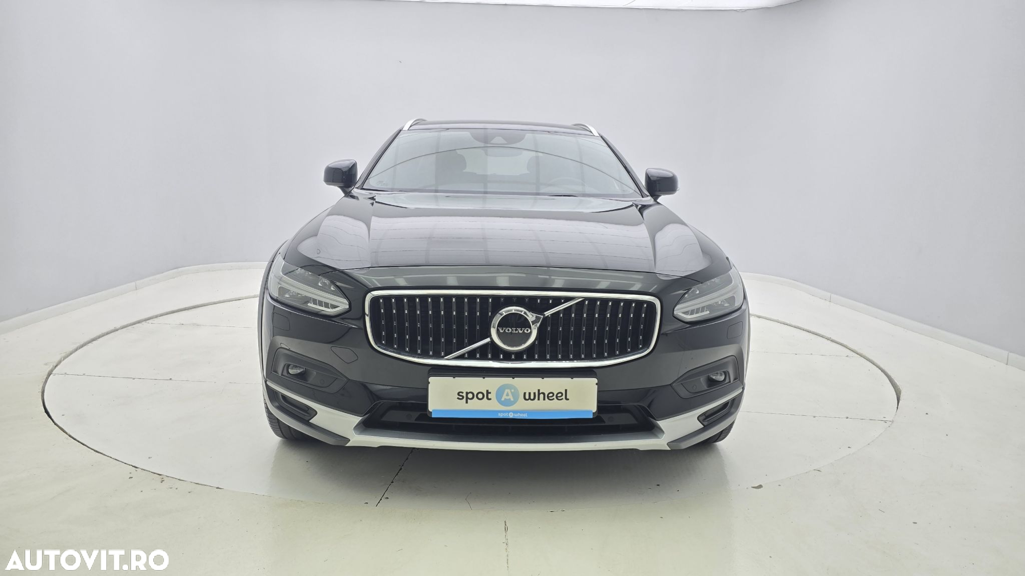 Volvo V90 - 2