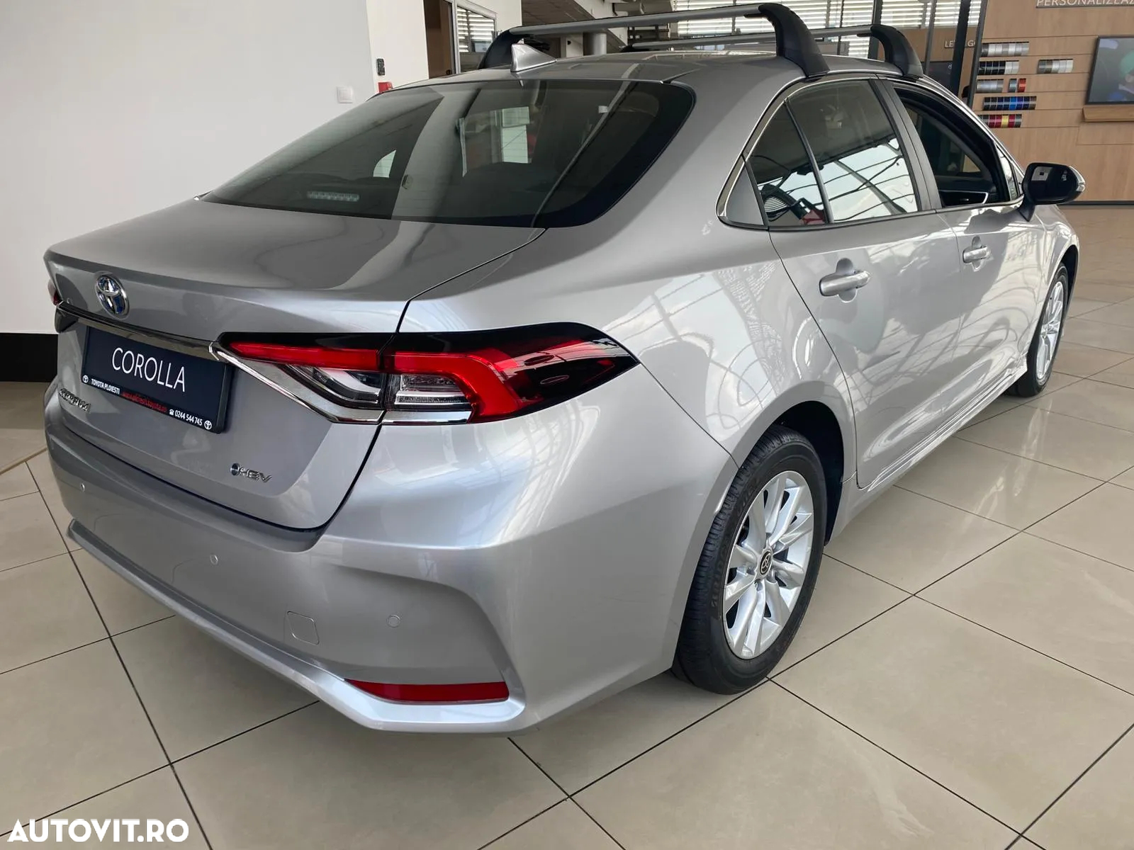 Toyota Corolla 1.8 HSD Business - 13