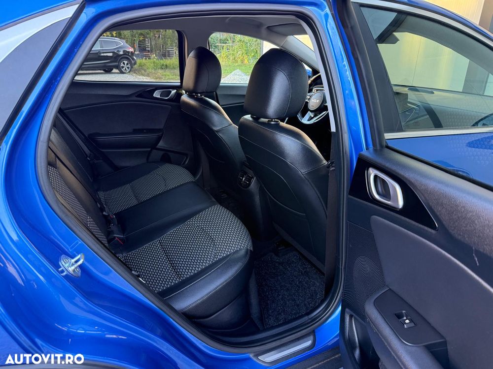 Kia XCeed 1.6 GDI 6DCT PHEV Vision - 19