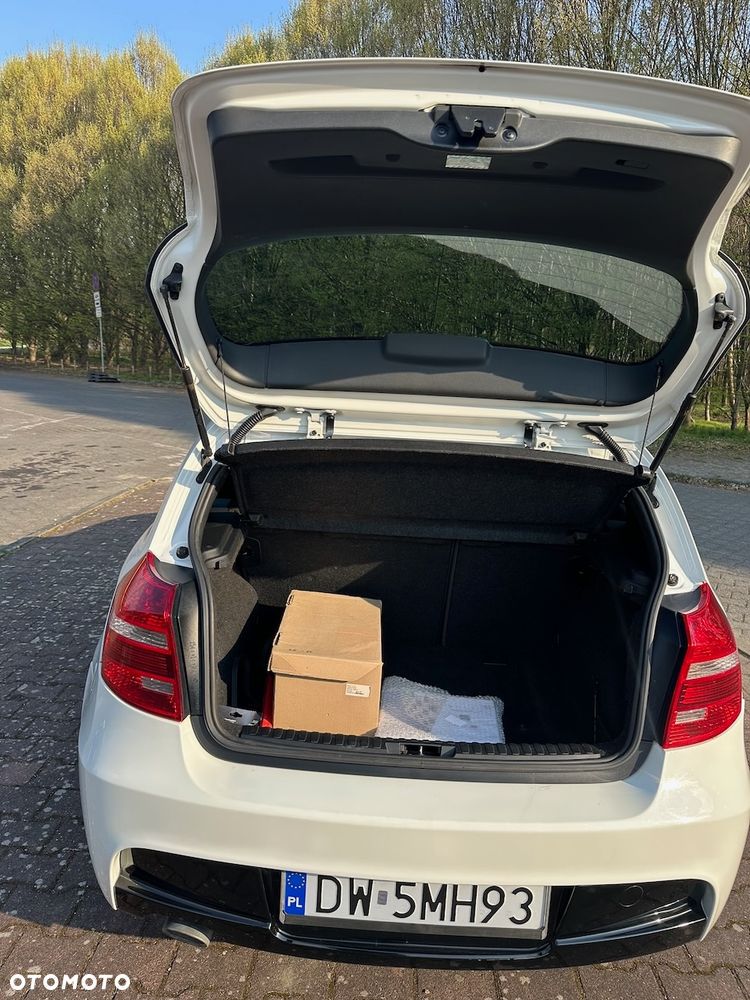 BMW Seria 1 118d DPF - 15